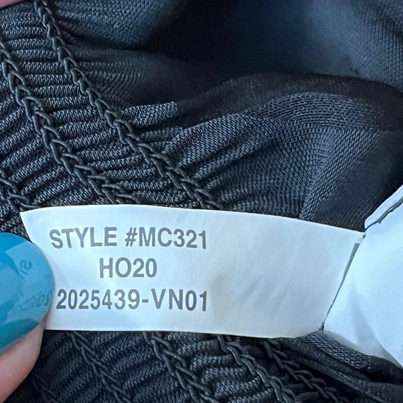 Madewell Wrap-Front Smock-Waist Jumpsuit in Dot Jacquard. Black Size XXS #825 - Picture 7 of 7